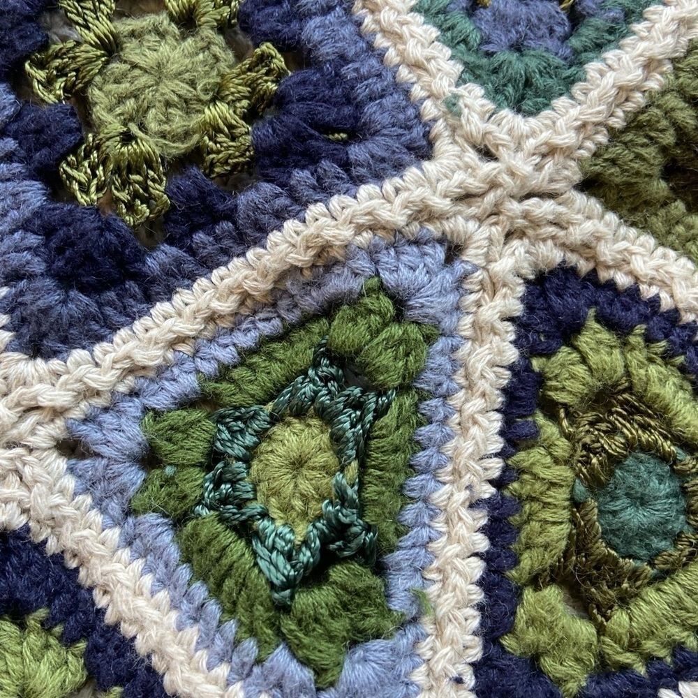 Vintage Y2K Granny Square Cardigan Sweater Crocheted M Petite Boho Cottagecore - Picture 7 of 9